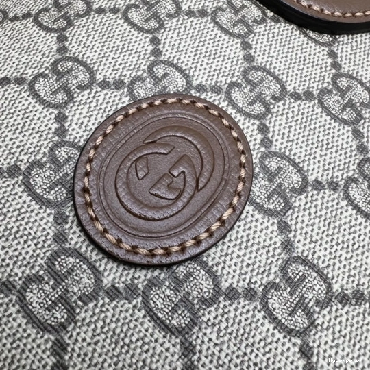 Hyperpeter WITH GUCCI CASE G BUSINESS INTERLOCKING 0712